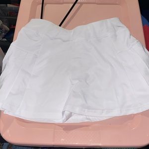 White Amazon skirt tried on once and ripped tags off size small